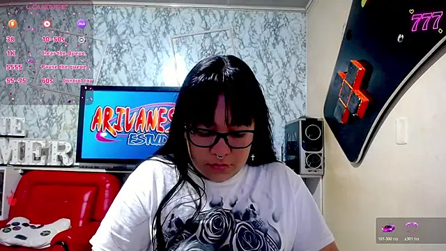 Xander Taylor   online show from 06-06-26, 03:11
