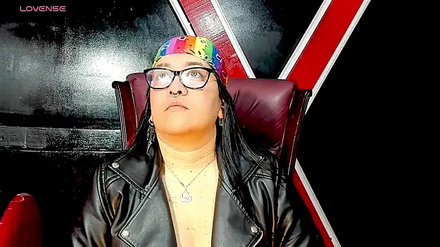 Xander Taylor   online show from 07-01-26, 03:19