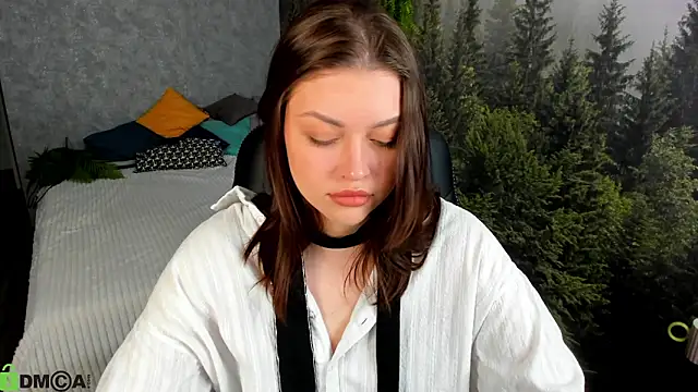 Snapshot of Maya-Mimi chatting on 06-19-26, 12:59 Maya-Mimi online show from 06-19-26, 12:59