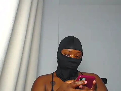 Ebony heat online show from 05-27-26, 07:00