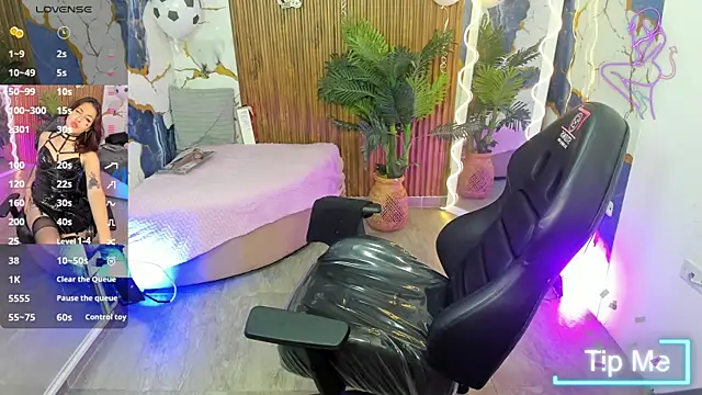 Snapshot of Zyra_tay chatting on 06-30-26, 11:33 Zyra tay online show from 06-30-26, 11:33