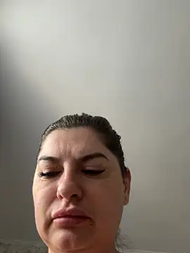 evaxxxcurvyxxx online show from 06-30-26, 08:04