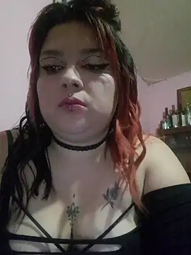 Snapshot of curvy_latina chatting on 07-22-26, 10:34 curvy latina online show from 07-22-26, 10:34