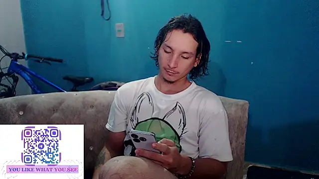 Snapshot of MrKingsaintx chatting on 06-27-26, 11:04 MrKingsaintx online show from 06-27-26, 11:04