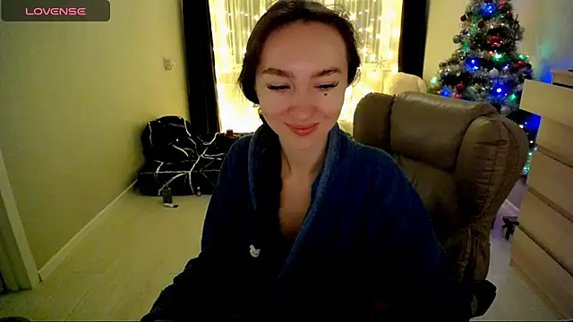 Snapshot of Maryana_Ro chatting on 02-03-25, 11:36 Maryana Ro online show from 02-03-25, 11:36