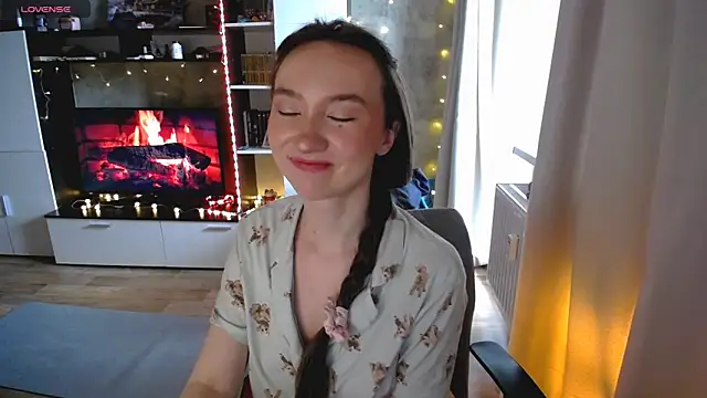 Maryana Ro online show from 04-07-26, 06:25