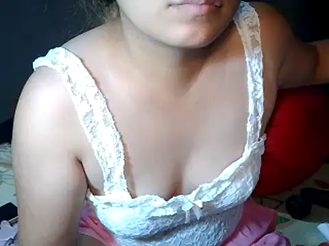 Snapshot of Jin-Linh chatting on 07-01-26, 06:40 Jin-Linh online show from 07-01-26, 06:40