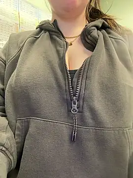 alyssabbygirll online show from 06-08-26, 06:30