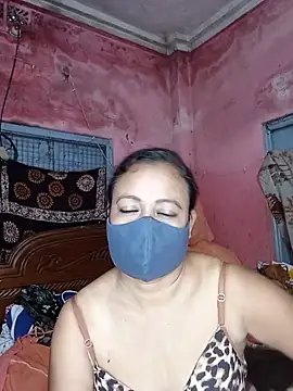 MoonLusty online show from 06-20-26, 02:58