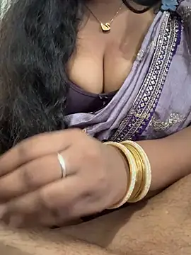 Snapshot of chittichilakamma chatting on 07-05-26, 04:19 chittichilakamma online show from 07-05-26, 04:19