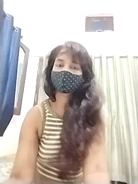 cutieNancy89 online show from 07-02-26, 03:07