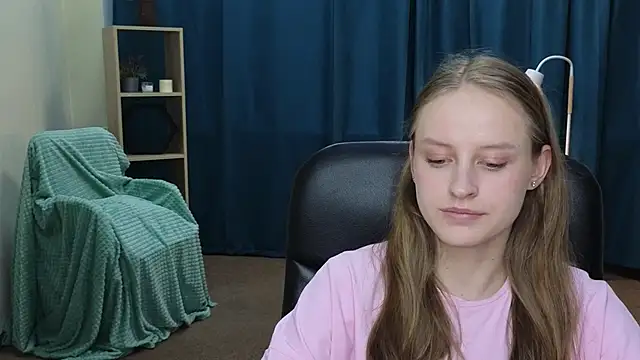 VinaNeslusan online show from 05-30-26, 03:47