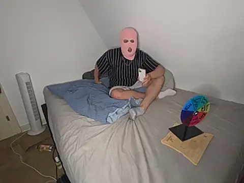 TheRealMaskedCouple online show from 06-04-26, 08:26