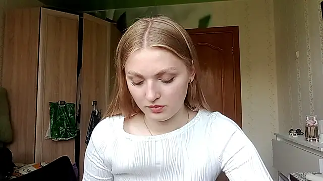 Snapshot of NorineGressett chatting on 06-04-26, 03:18 NorineGressett online show from 06-04-26, 03:18