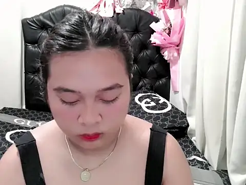 Snapshot of sexy_liciousxx chatting on 06-30-26, 12:00 sexy liciousxx online show from 06-30-26, 12:00