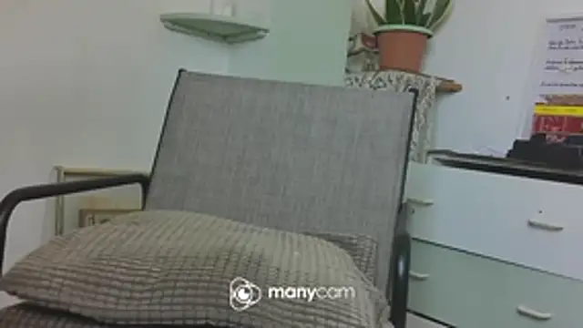 Snapshot of Mallorcasextoy chatting on 06-03-26, 10:29 Mallorcasextoy online show from 06-03-26, 10:29