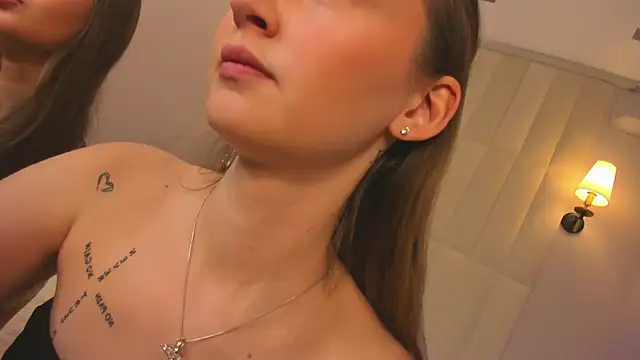 Snapshot of Ella_Butler chatting on 06-23-26, 09:07 Ella Butler online show from 06-23-26, 09:07