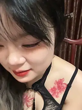 Snapshot of mgvivi chatting on 05-31-26, 12:01 mgvivi online show from 05-31-26, 12:01