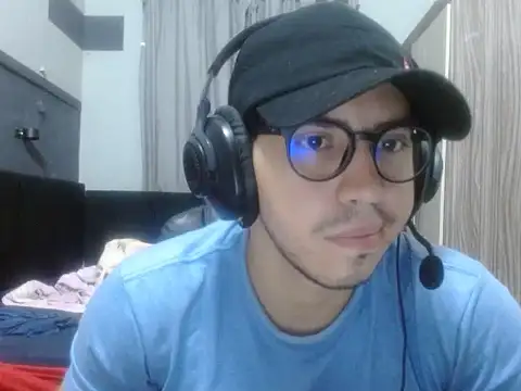 Snapshot of Fer_Ti chatting on 06-24-26, 11:09 Fer Ti online show from 06-24-26, 11:09