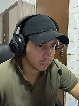 Snapshot of Fer_Ti chatting on 07-10-26, 12:30 Fer Ti online show from 07-10-26, 12:30