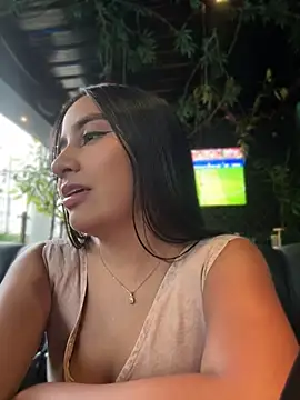 Snapshot of HaileyBieber_ chatting on 06-25-26, 11:09 HaileyBieber online show from 06-25-26, 11:09
