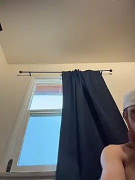 Snapshot of neonginger chatting on 06-25-26, 05:28 neonginger online show from 06-25-26, 05:28