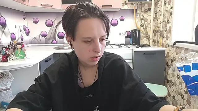 Saranade online show from 06-12-26, 05:01