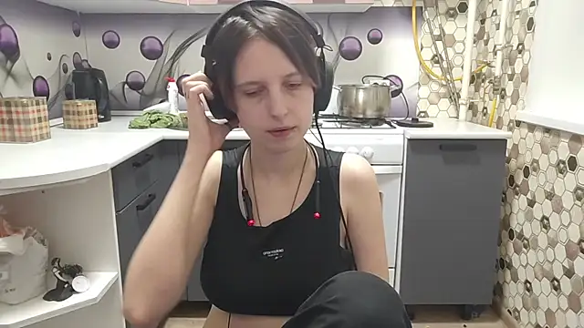 Saranade online show from 07-10-26, 08:11