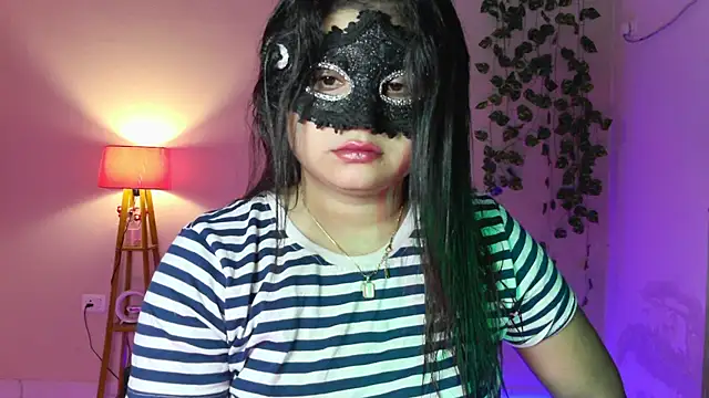 Red Heart  online show from 07-13-26, 06:00