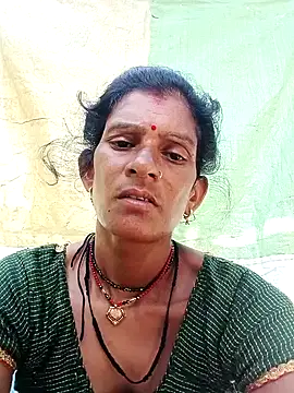 Snapshot of Cut_umang74 chatting on 06-07-26, 01:43 Cut umang74 online show from 06-07-26, 01:43