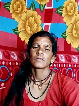 Snapshot of Cut_umang74 chatting on 06-07-26, 03:27 Cut umang74 online show from 06-07-26, 03:27