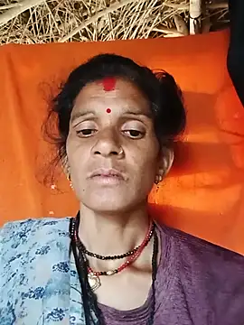 Snapshot of Cut_umang74 chatting on 07-02-26, 11:27 Cut umang74 online show from 07-02-26, 11:27