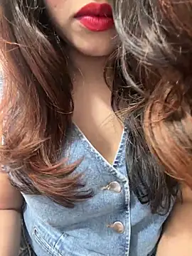 Snapshot of Yours_riya11 chatting on 06-11-26, 07:34 Yours riya11 online show from 06-11-26, 07:34