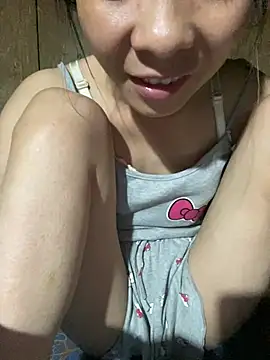 Snapshot of bi_kute9x chatting on 06-19-26, 02:21 bi kute9x online show from 06-19-26, 02:21