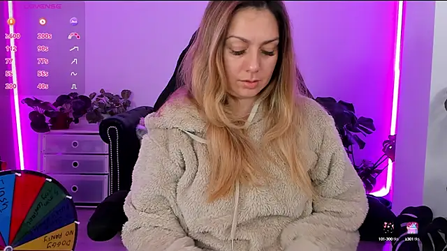 LindaWhite  online show from 01-21-25, 09:57