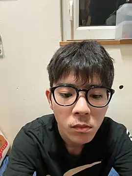 Snapshot of ryouya_ryouya chatting on 05-30-26, 11:18 ryouya ryouya online show from 05-30-26, 11:18