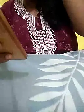 Snapshot of tamil_malluaunty chatting on 07-11-26, 11:24 tamil malluaunty online show from 07-11-26, 11:24