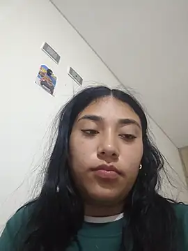 Snapshot of Amber-gold chatting on 07-15-26, 10:42 Amber-gold online show from 07-15-26, 10:42