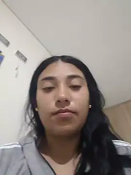 Snapshot of Amber-gold chatting on 07-17-26, 09:16 Amber-gold online show from 07-17-26, 09:16