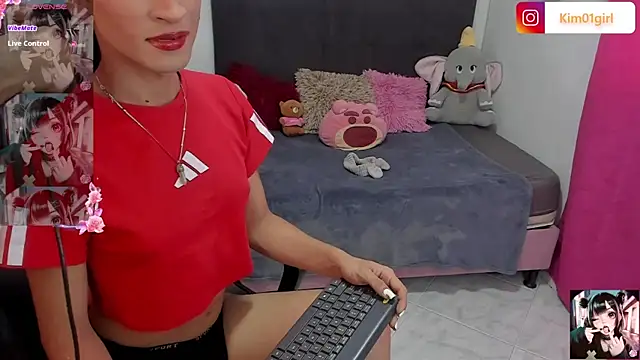 Snapshot of Hanna_long chatting on 06-20-26, 07:05 Hanna long online show from 06-20-26, 07:05
