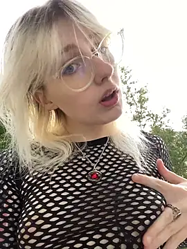 xp blondie online show from 06-22-26, 11:40