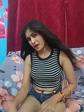 Snapshot of Naughty_Kiara_ chatting on 06-26-26, 04:39 Naughty Kiara online show from 06-26-26, 04:39