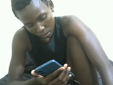 cute avy0 online show from 06-16-26, 06:32