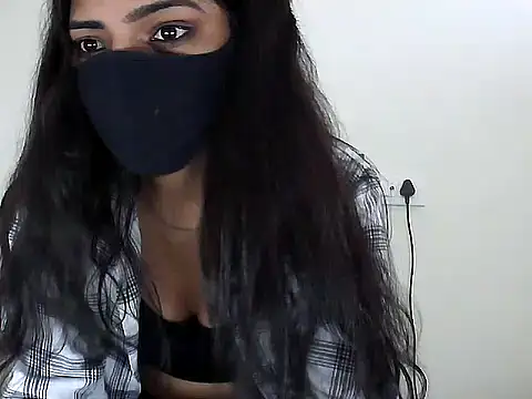 Hot-Roshni online show from 07-17-26, 07:04