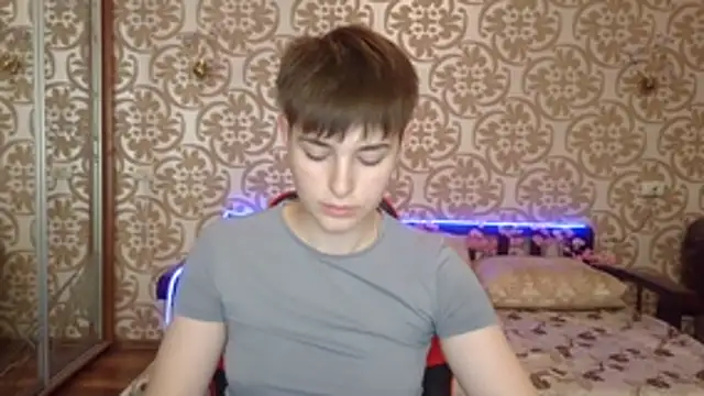 EmyHills online show from 07-26-26, 07:43