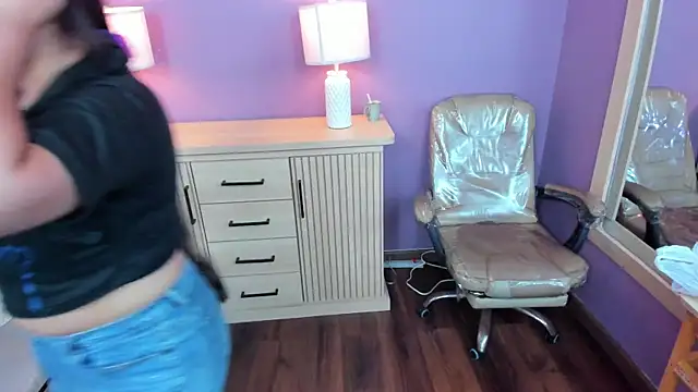 amberhanks online show from 07-10-26, 12:08