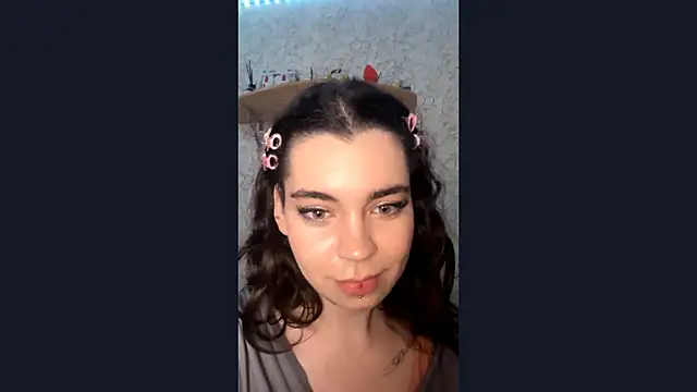 LaceyBatter online show from 06-30-26, 07:37
