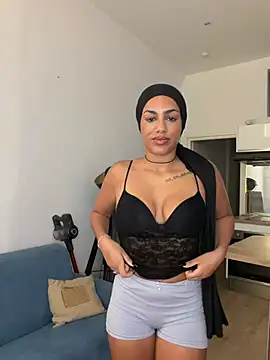 Snapshot of nadiabnssd chatting on 07-25-26, 12:36 nadiabnssd online show from 07-25-26, 12:36