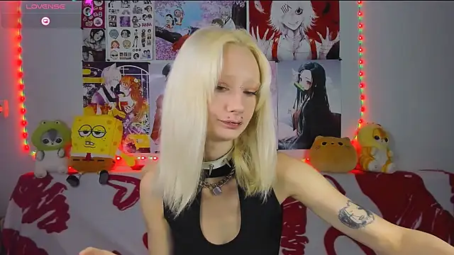 Katia Nabiee online show from 06-17-26, 04:26