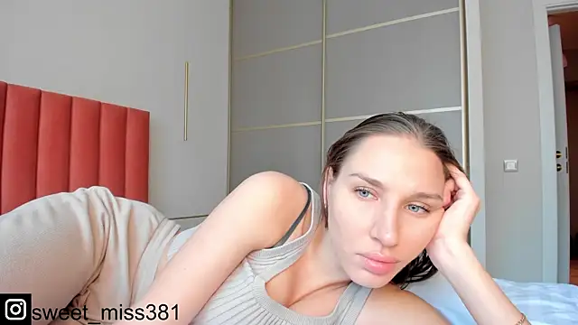 Snapshot of SofiClimbing chatting on 12-09-24, 05:18 SofiClimbing online show from 12-09-24, 05:18